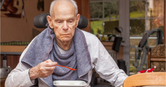 Prehranska podpora starostnikov z demenco