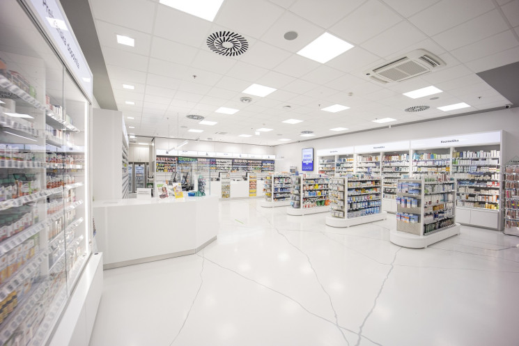 Lekarna Ljubljana odprla nove prostore Lekarne Aleja